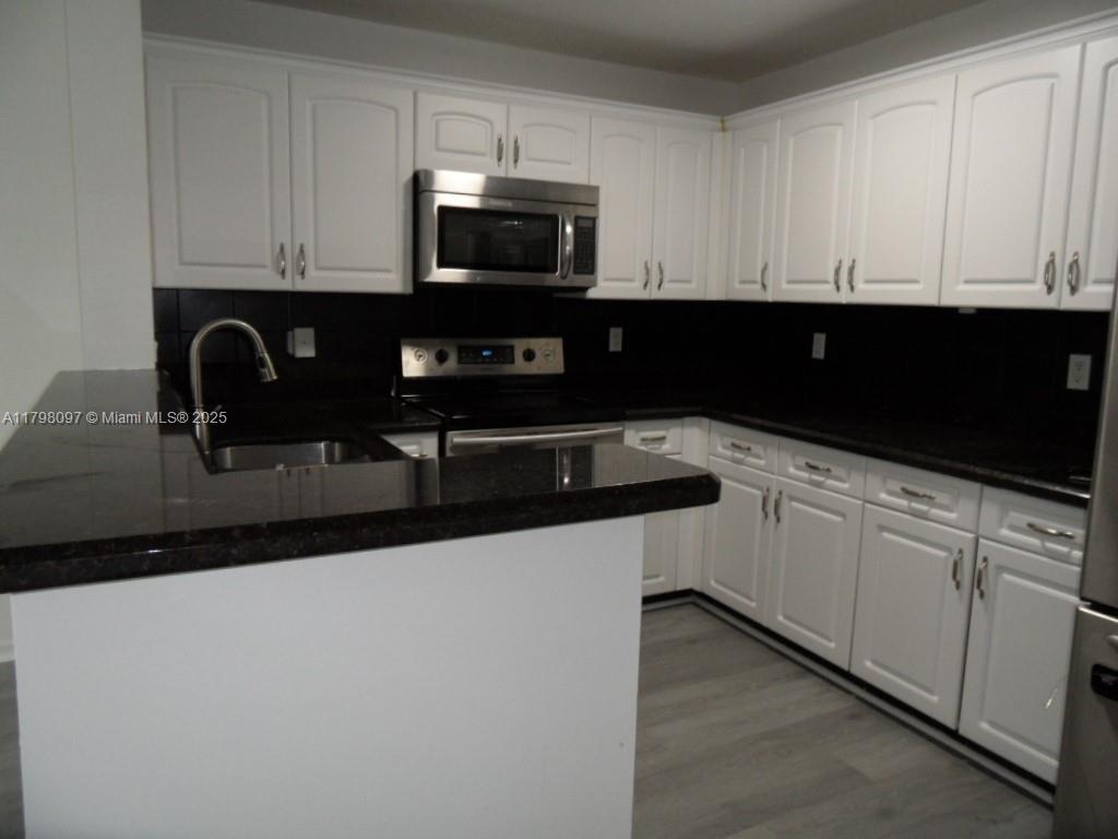 Property photo # 4