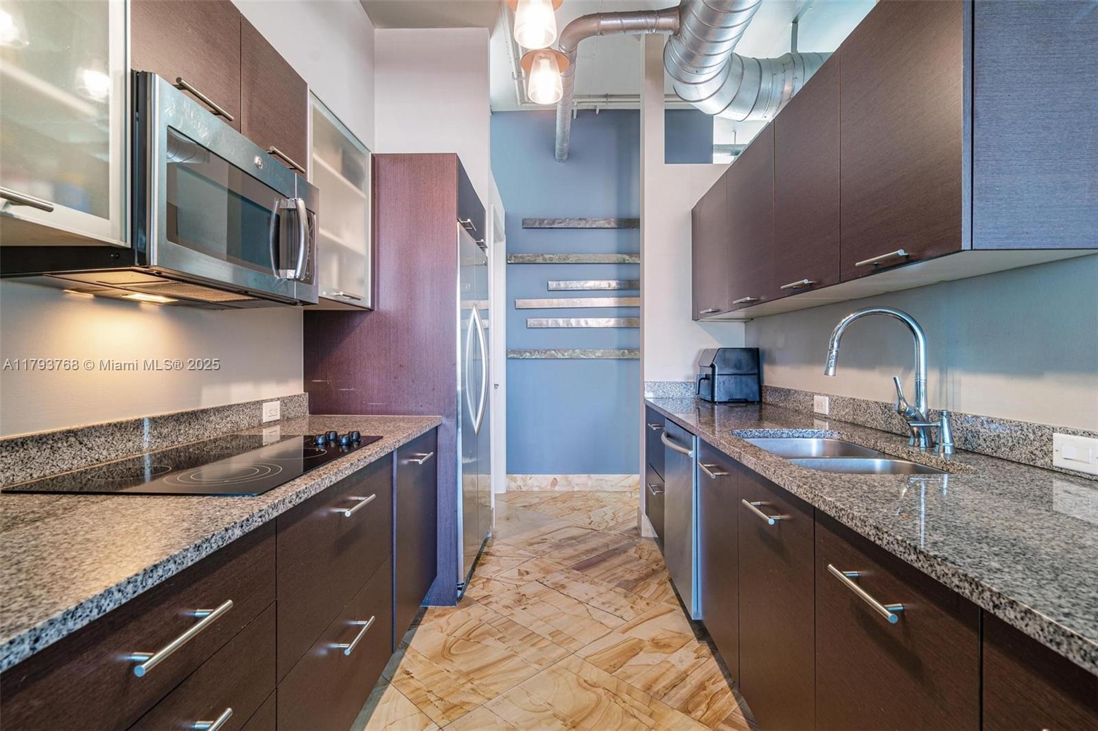 Property photo # 9