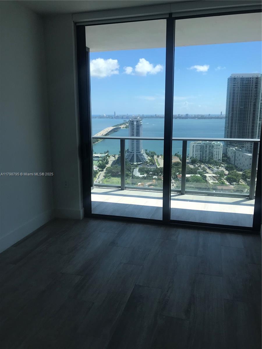 121 NE 34 ST #3007, Miami FL 33137