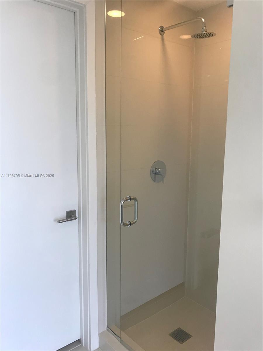 121 NE 34 ST #3007, Miami FL 33137