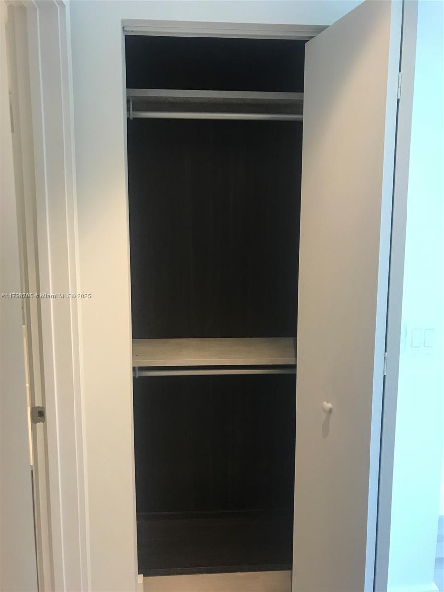 121 NE 34 ST #3007, Miami FL 33137