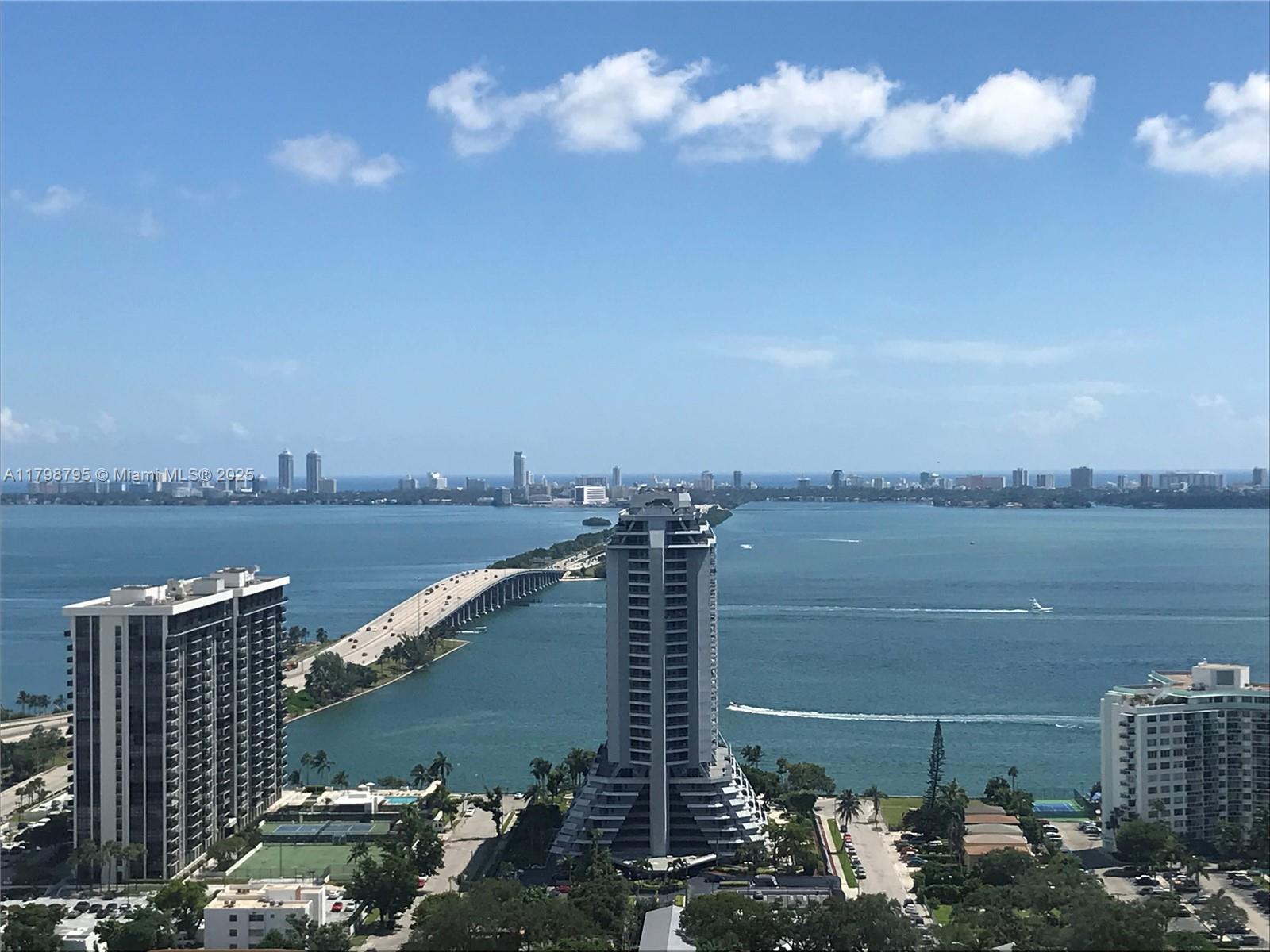 121 NE 34 ST #3007, Miami FL 33137