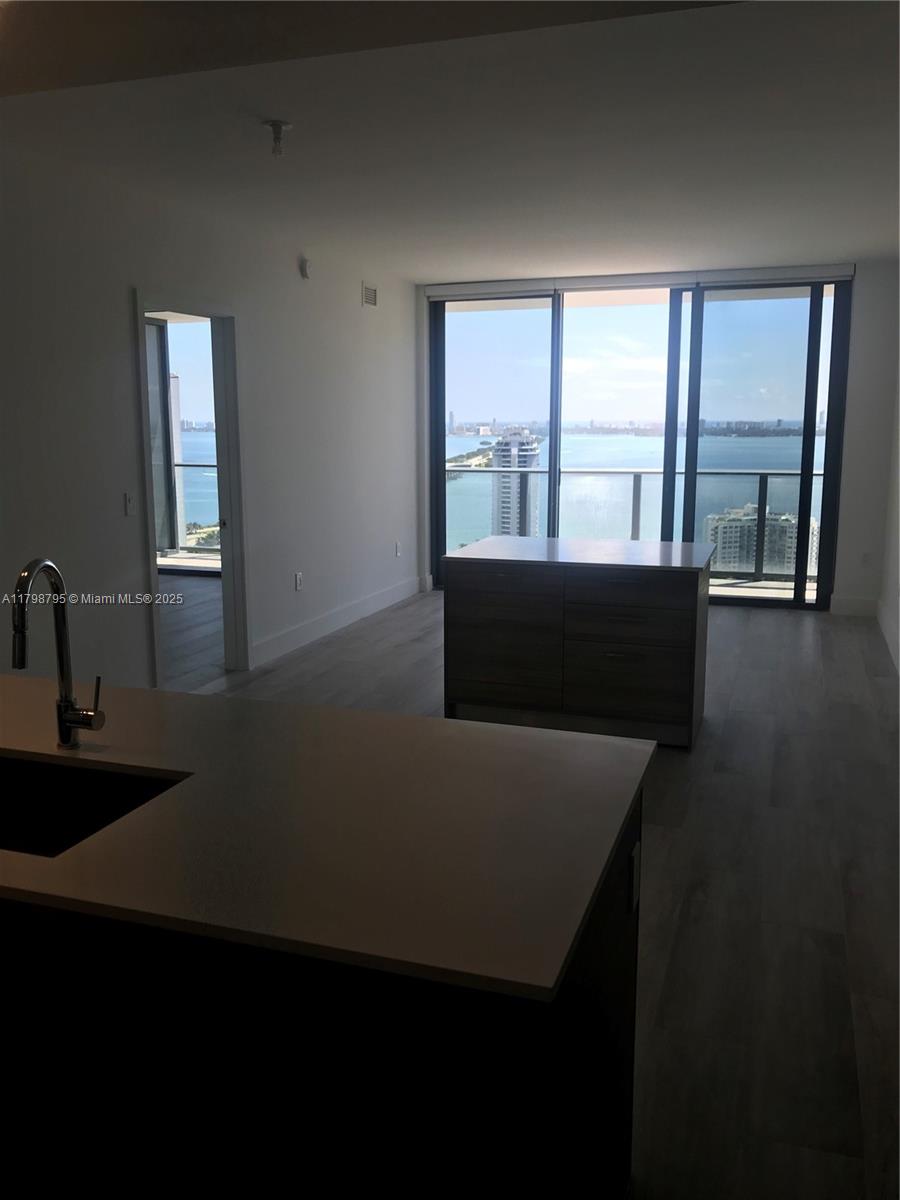 121 NE 34 ST #3007, Miami FL 33137