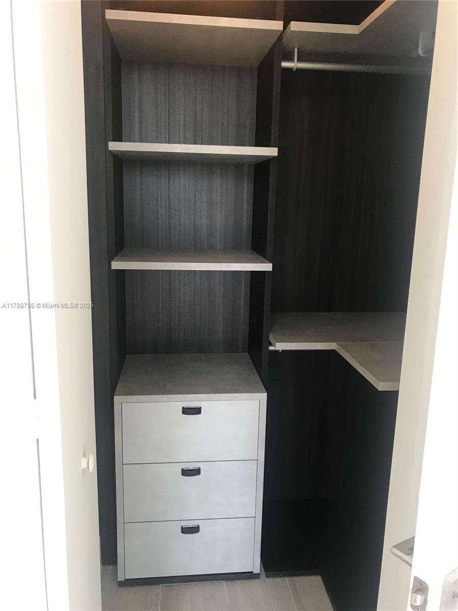 121 NE 34 ST #3007, Miami FL 33137