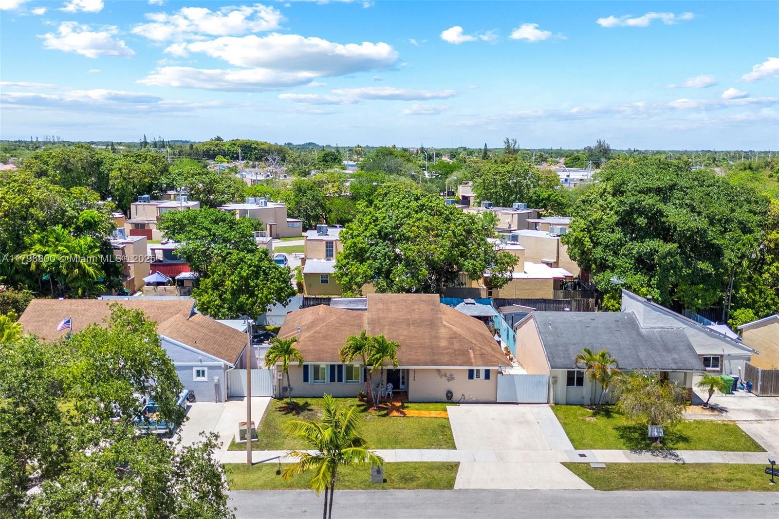 12329 SW 202nd Ter, Miami, Florida image 21