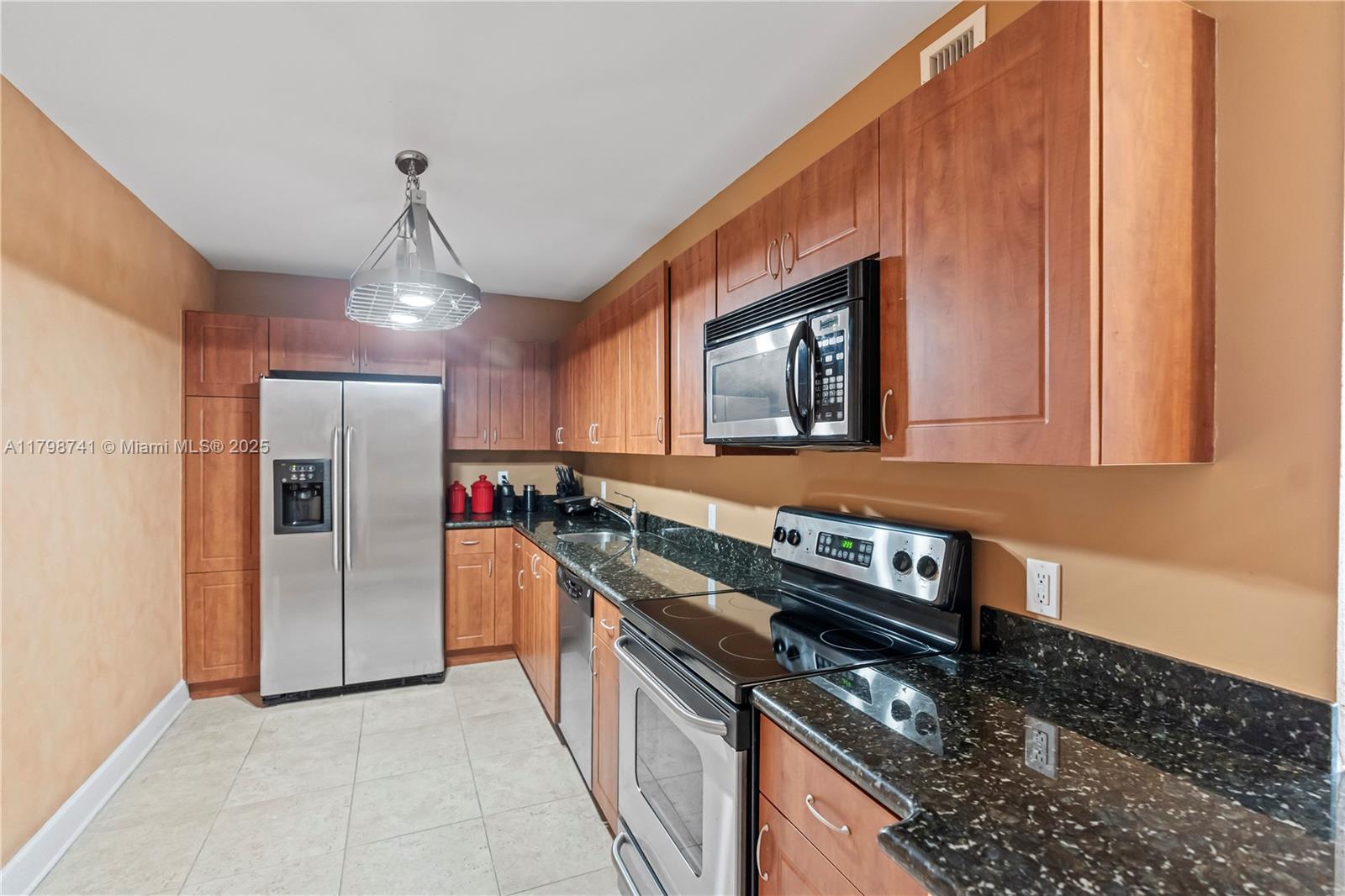 Property photo # 4