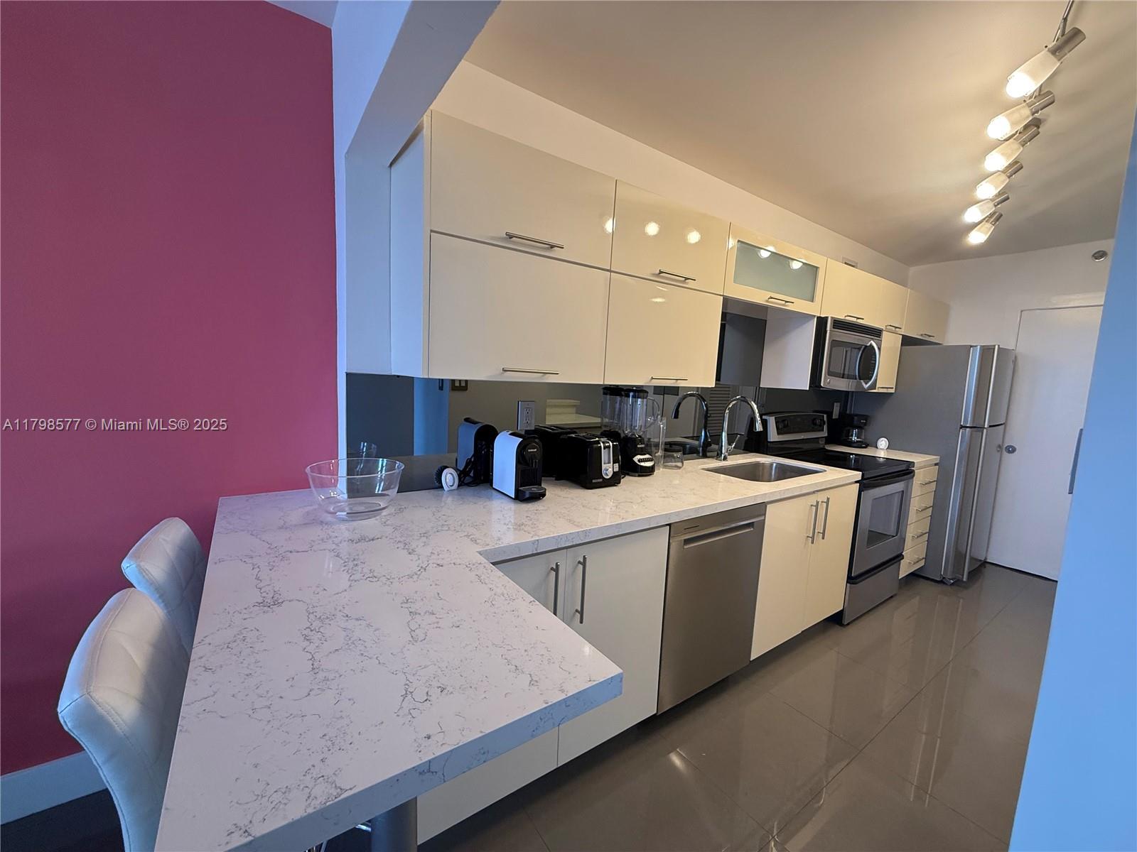 Property photo # 2