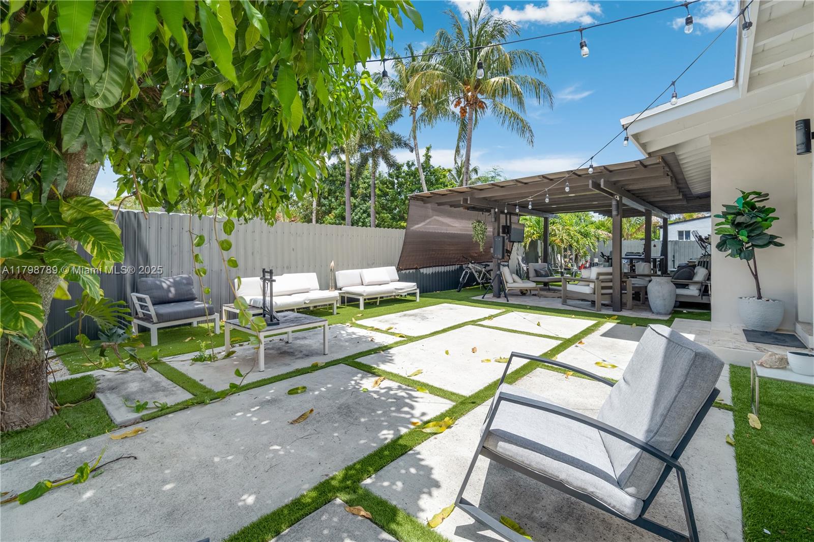 1245 NE 154th St, North Miami Beach, Florida image 25