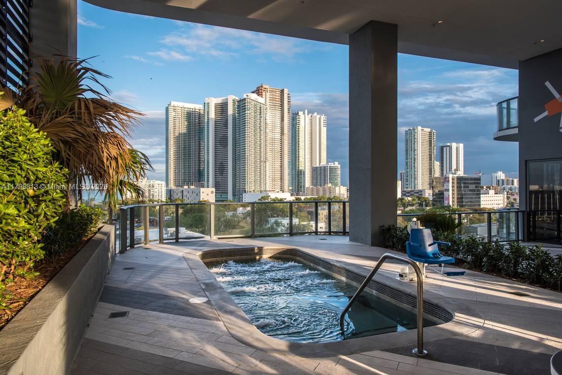 121 NE 34th #2903, Miami FL 33137