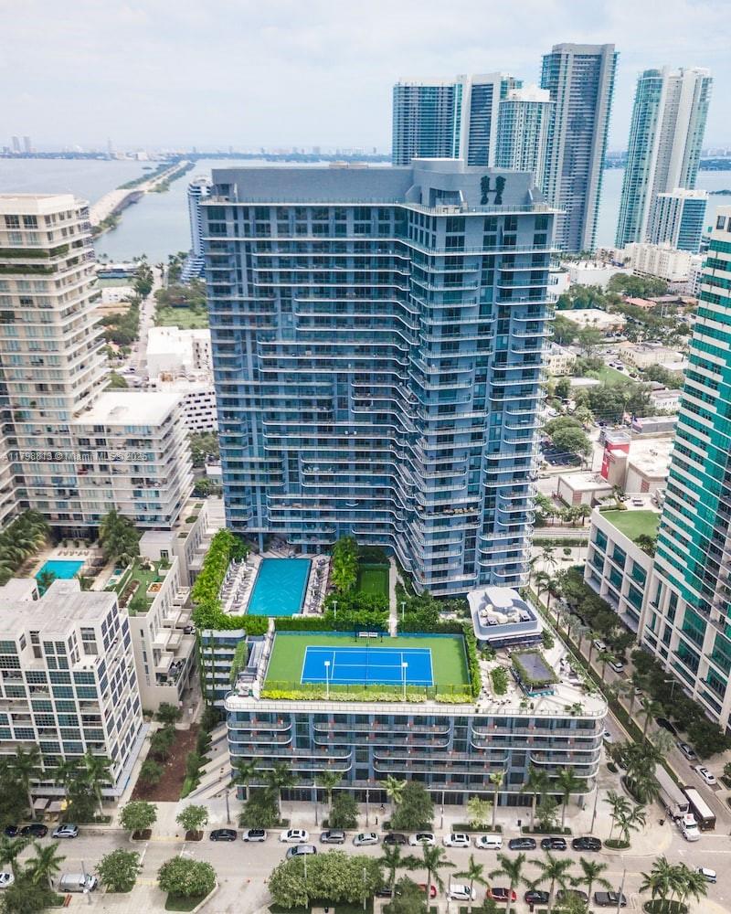 121 NE 34th #2903, Miami FL 33137