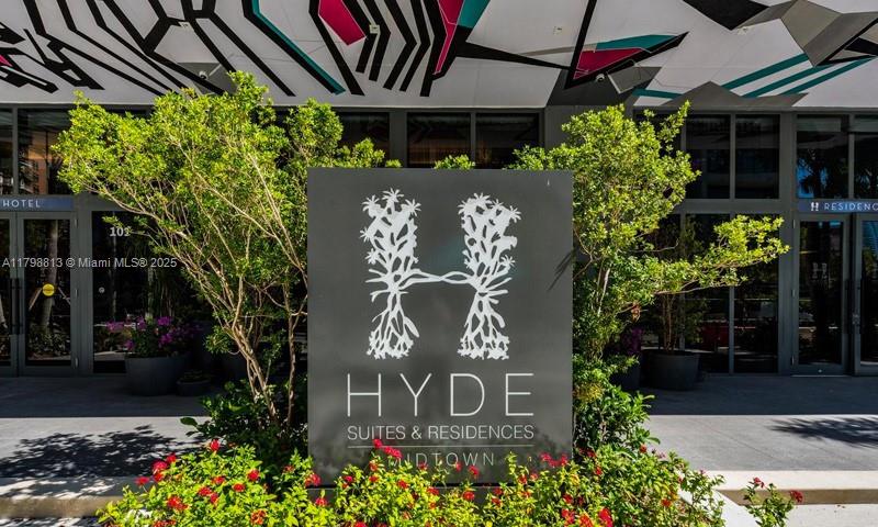 121 NE 34th #2903, Miami FL 33137