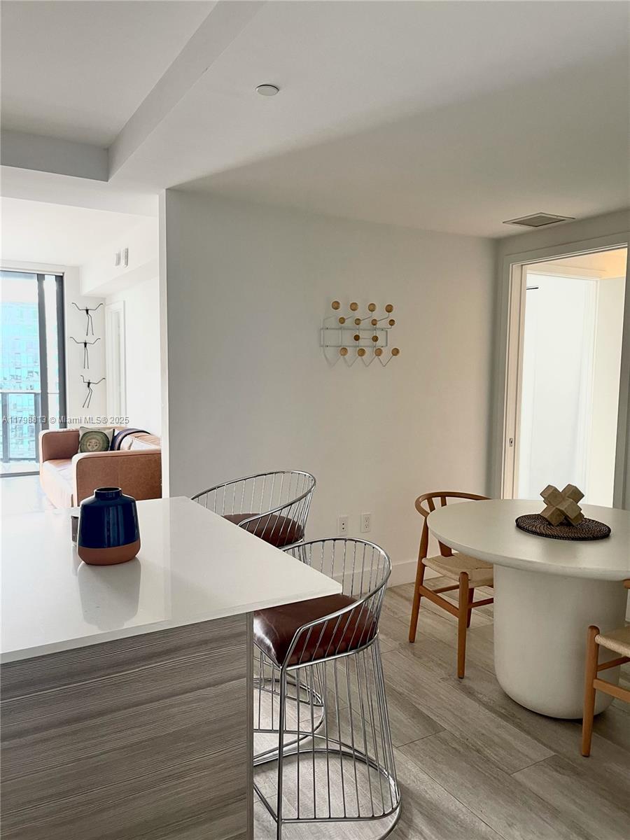 121 NE 34th #2903, Miami FL 33137