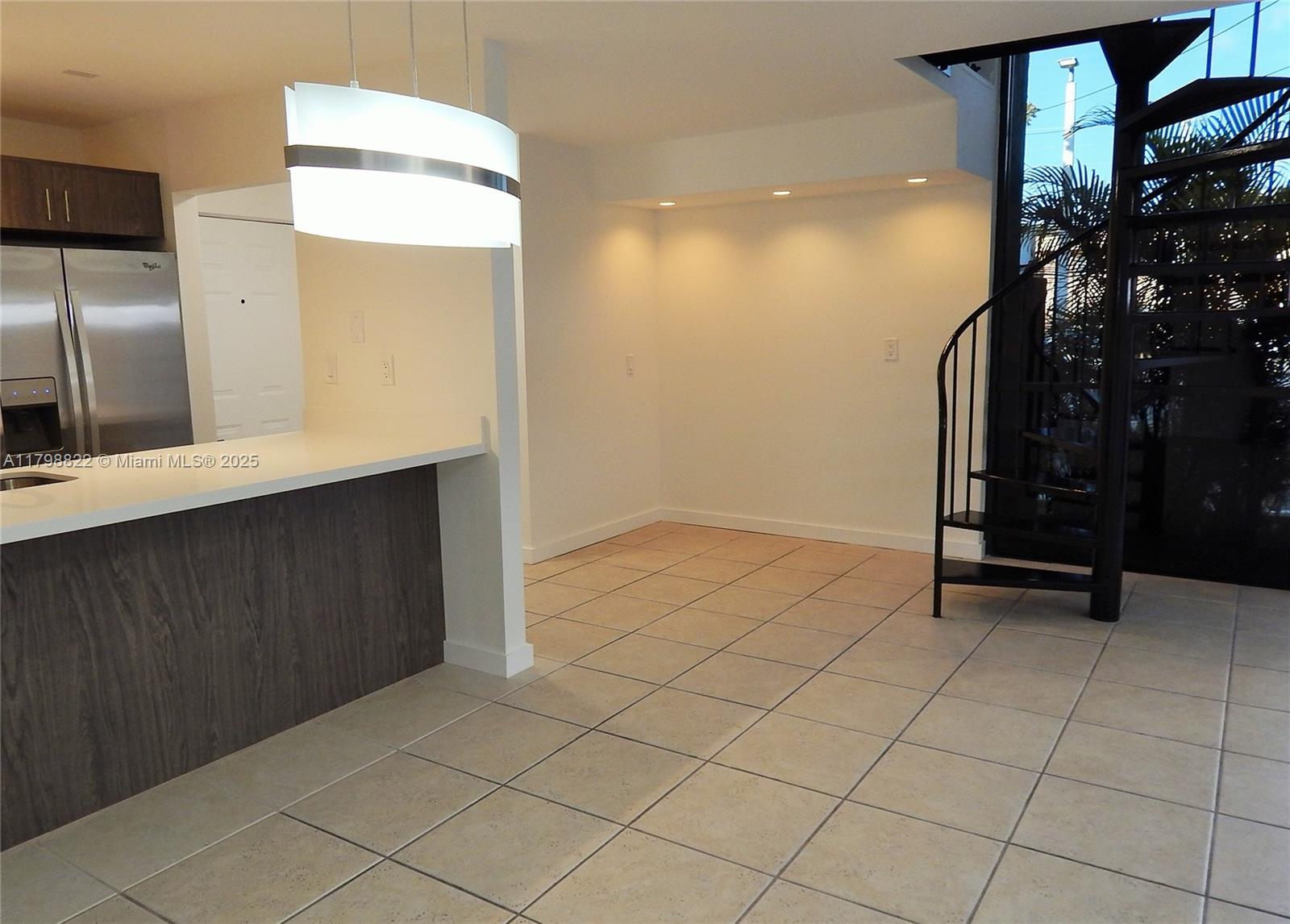 Property photo # 4