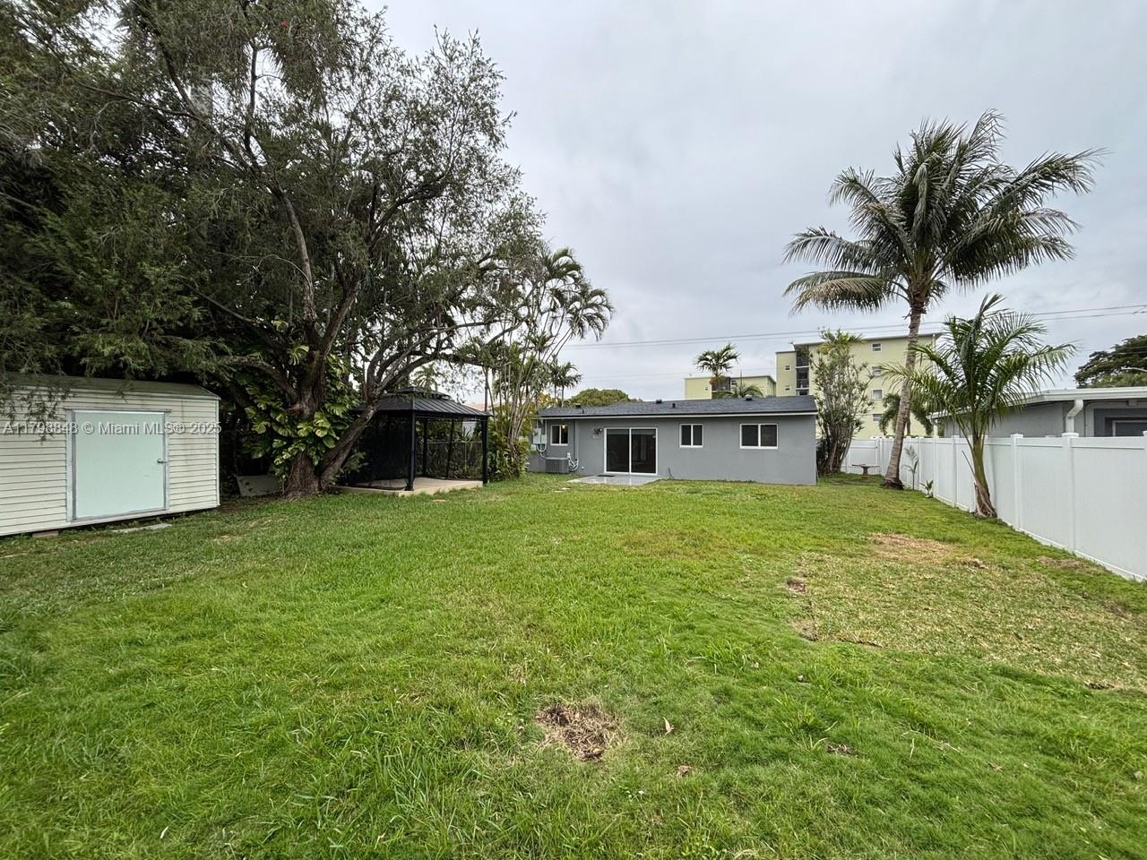 Property photo # 9