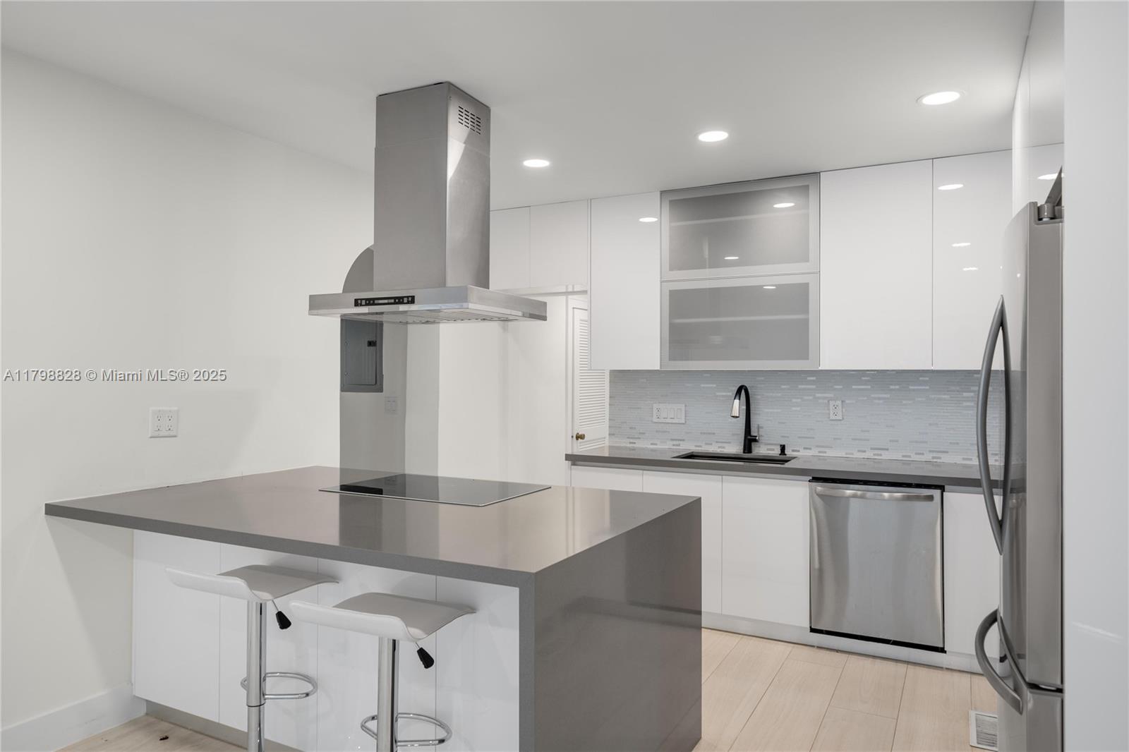 Property photo # 4