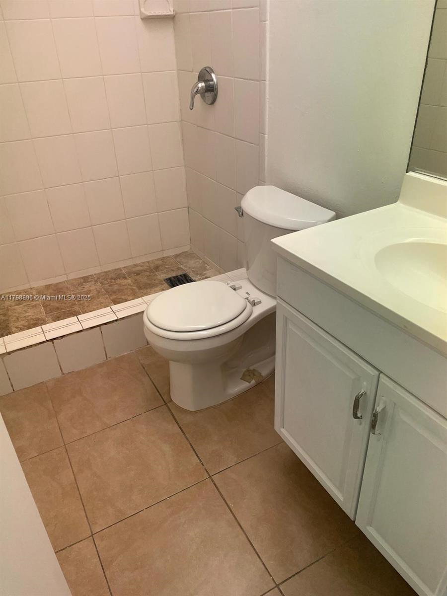 810 SW 73rd Ave, North Lauderdale, Florida image 1