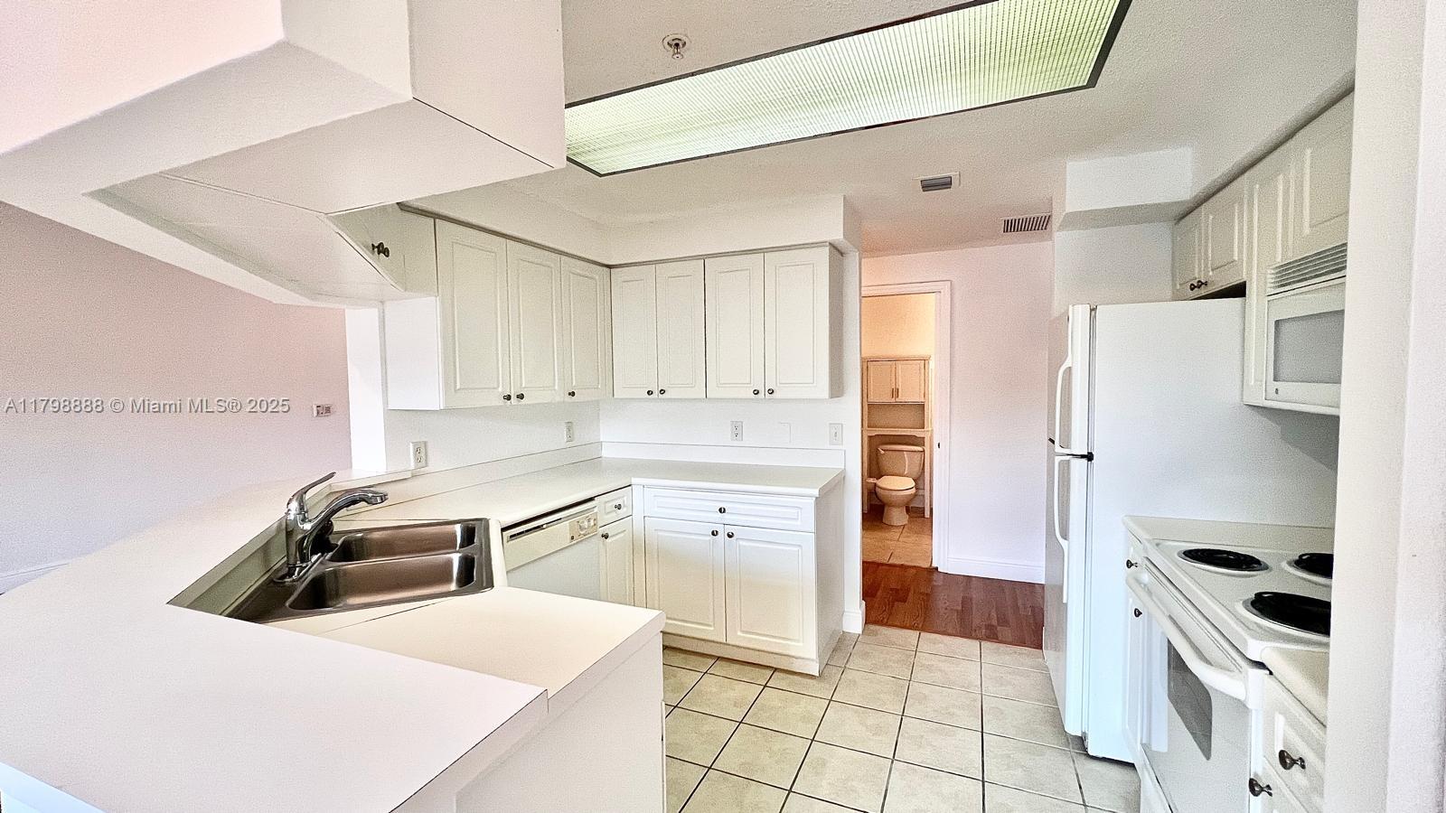 Property photo # 2