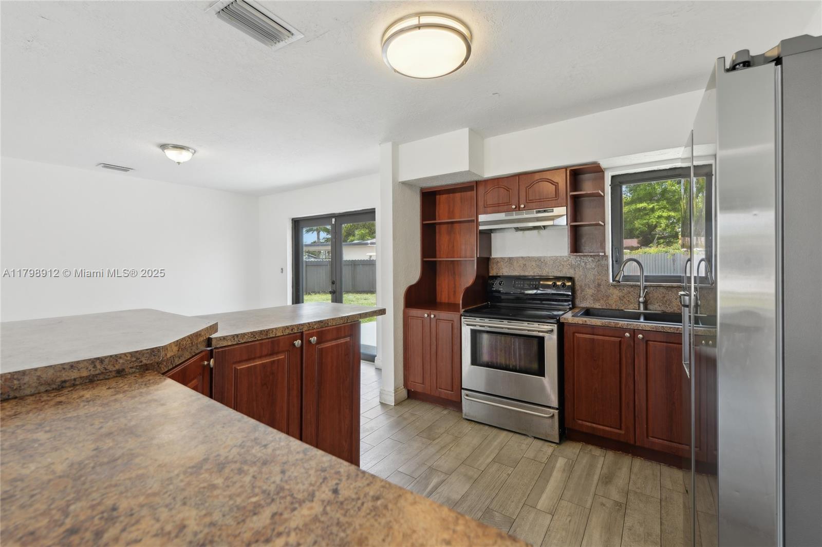 4260 NW 172nd Dr, Miami Gardens, Florida image 9