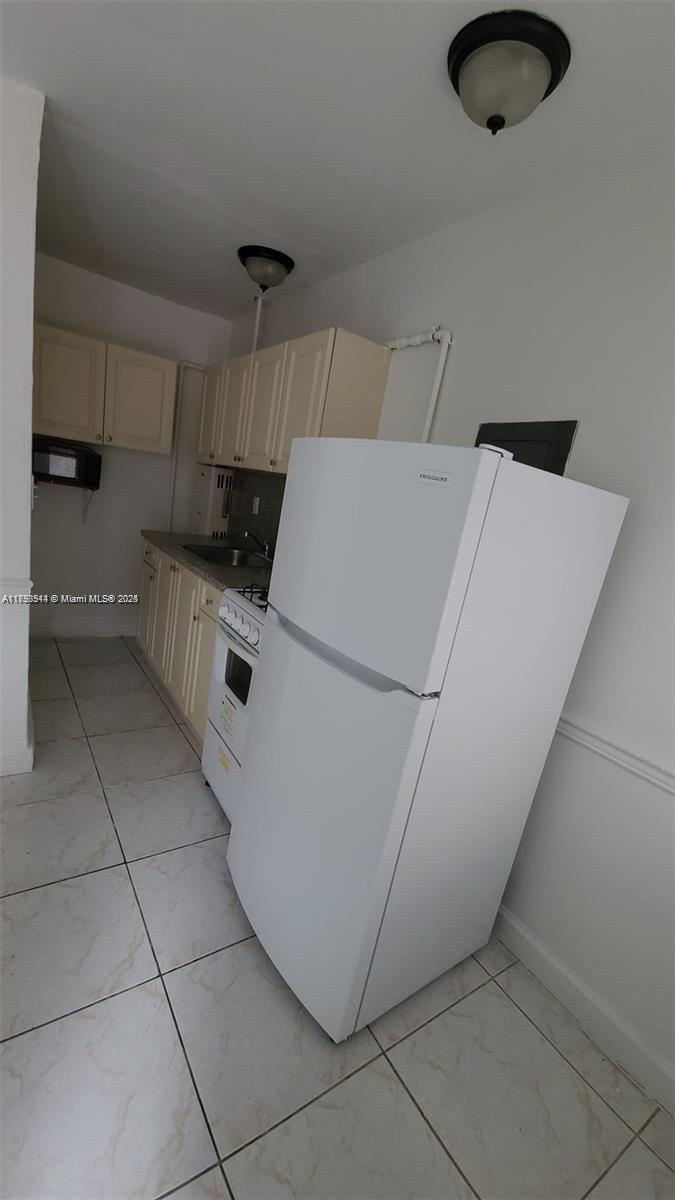 Property photo # 3