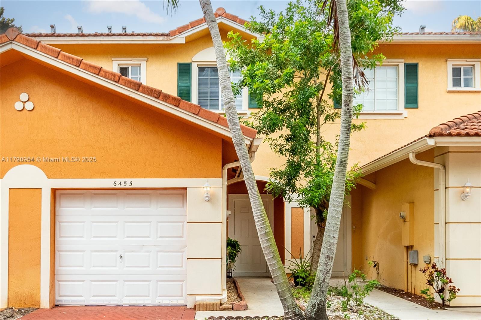 Property photo # 0