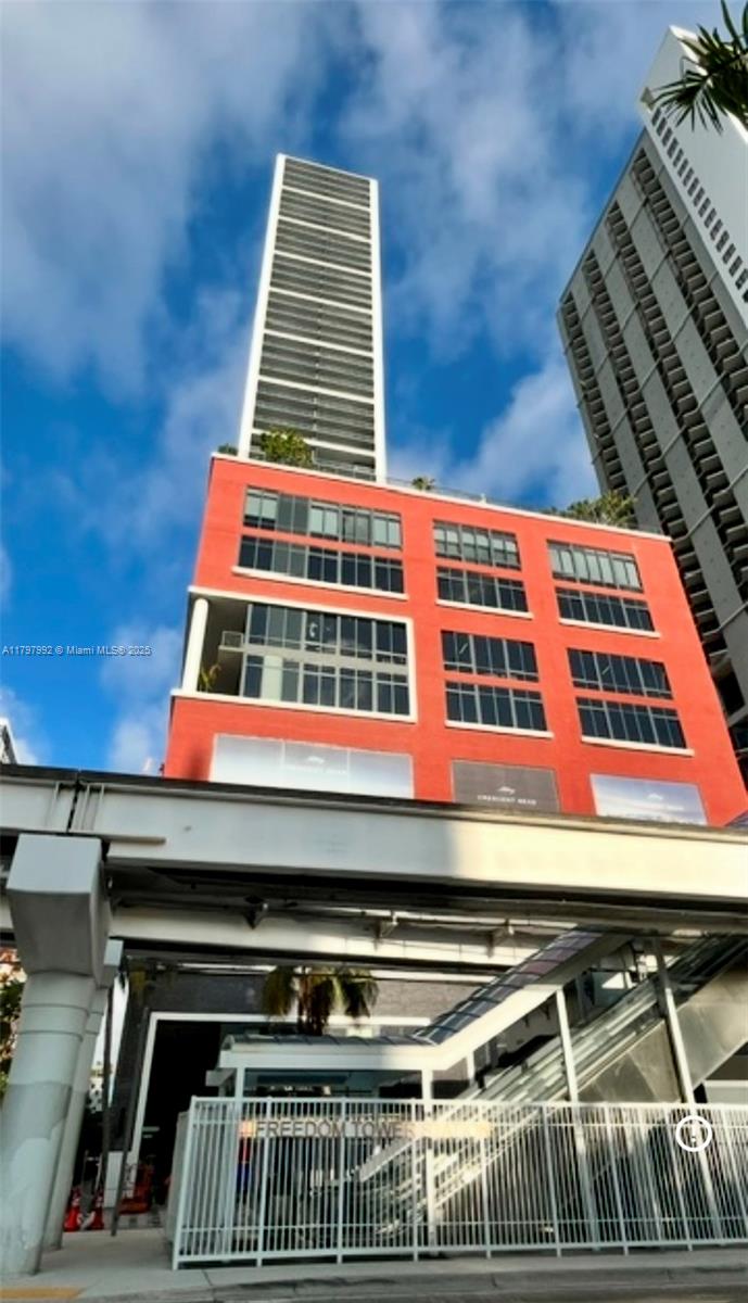 Property photo # 0