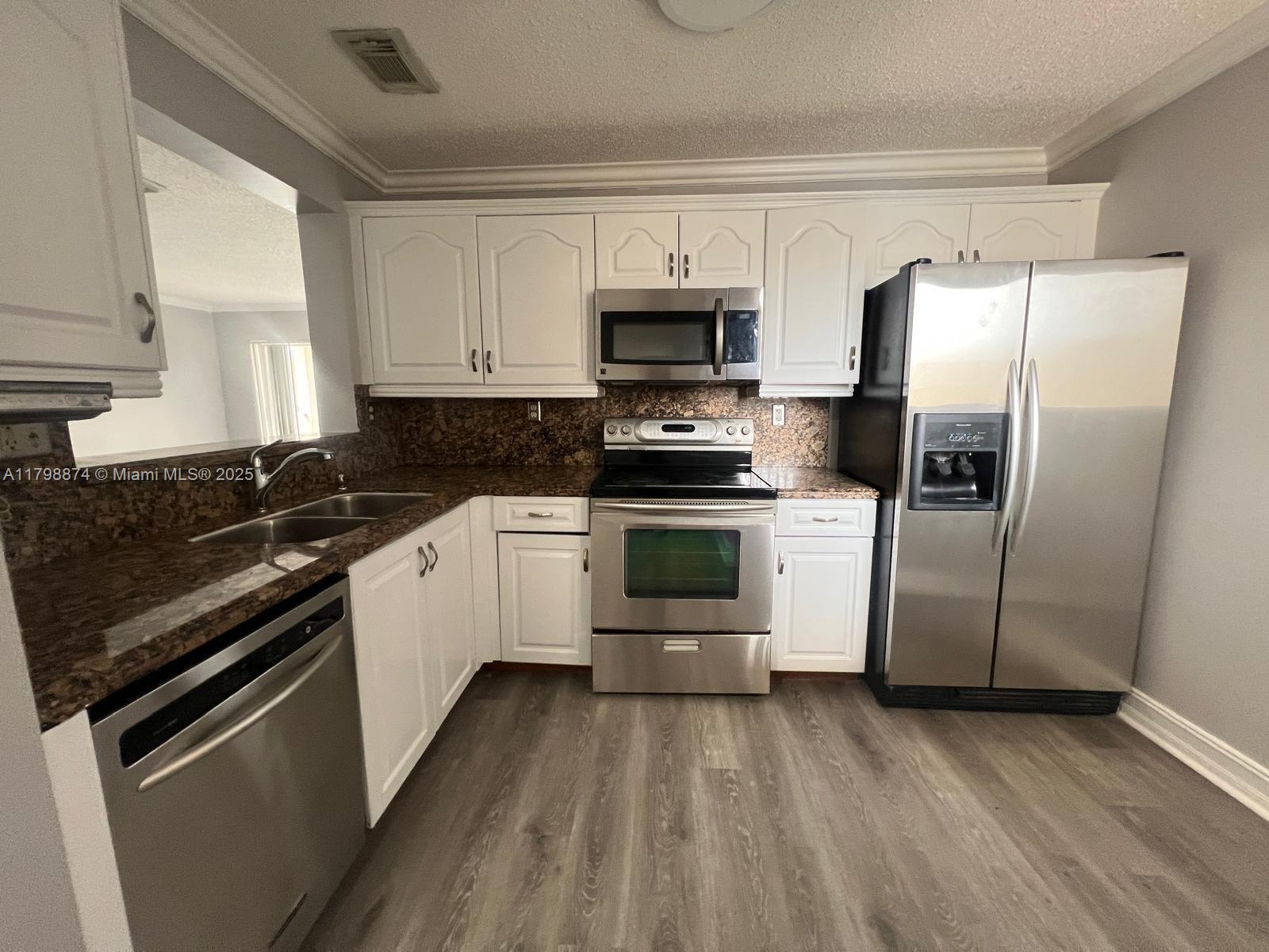 Property photo # 4