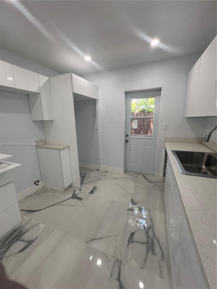 1535 NE 139th St, North Miami, Florida image 3