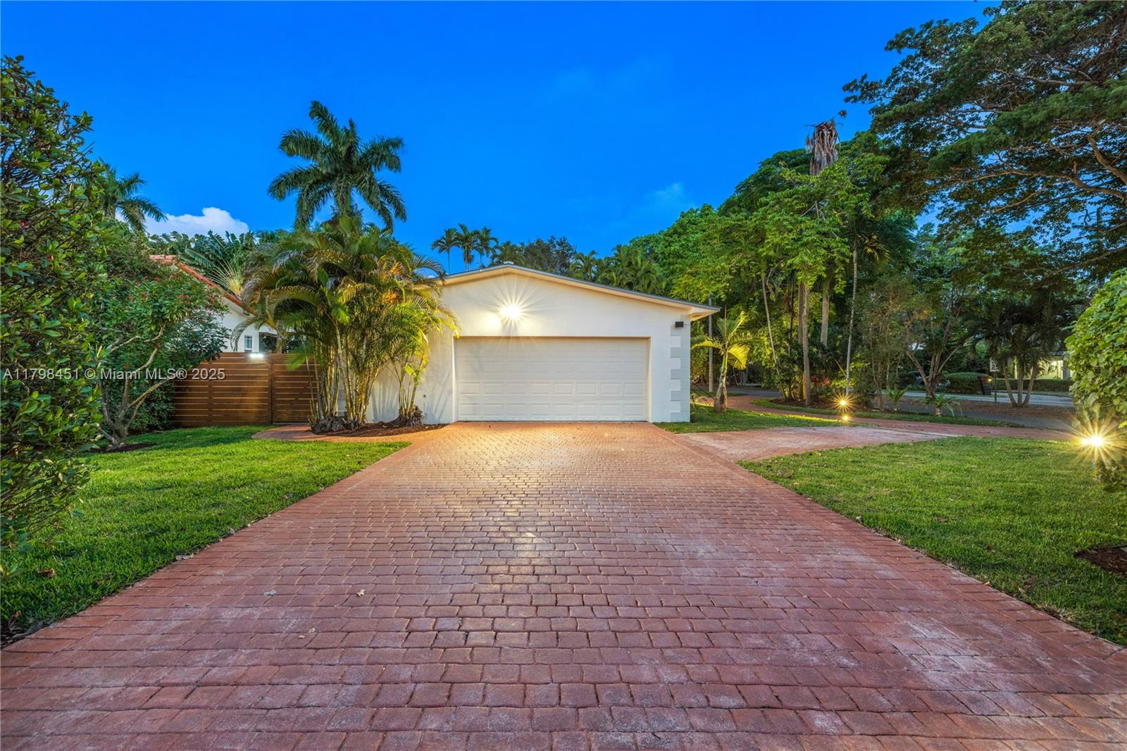 615 NE 115th St, Biscayne Park, Florida image 5