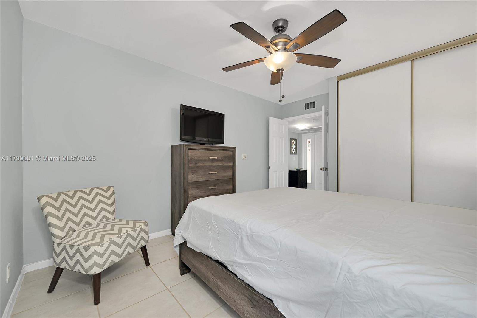 2676 N Carambola Cir N #1760, Coconut Creek, Florida image 10