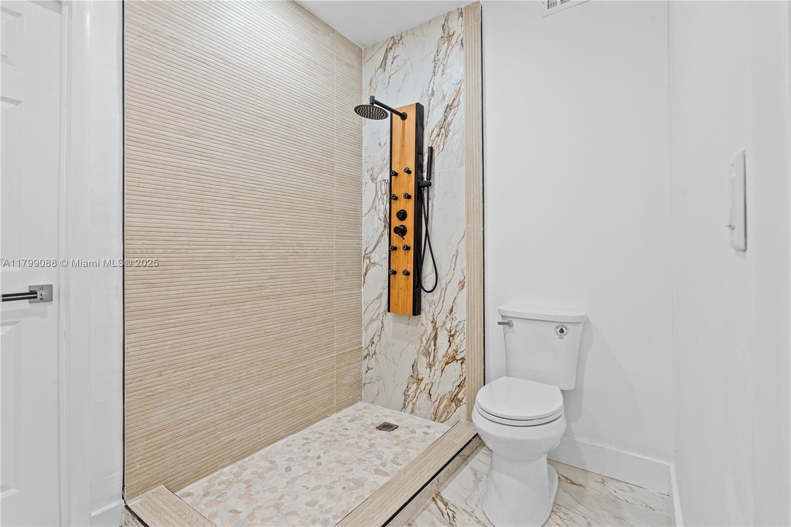 1824 NW 47th St, Miami, Florida image 23