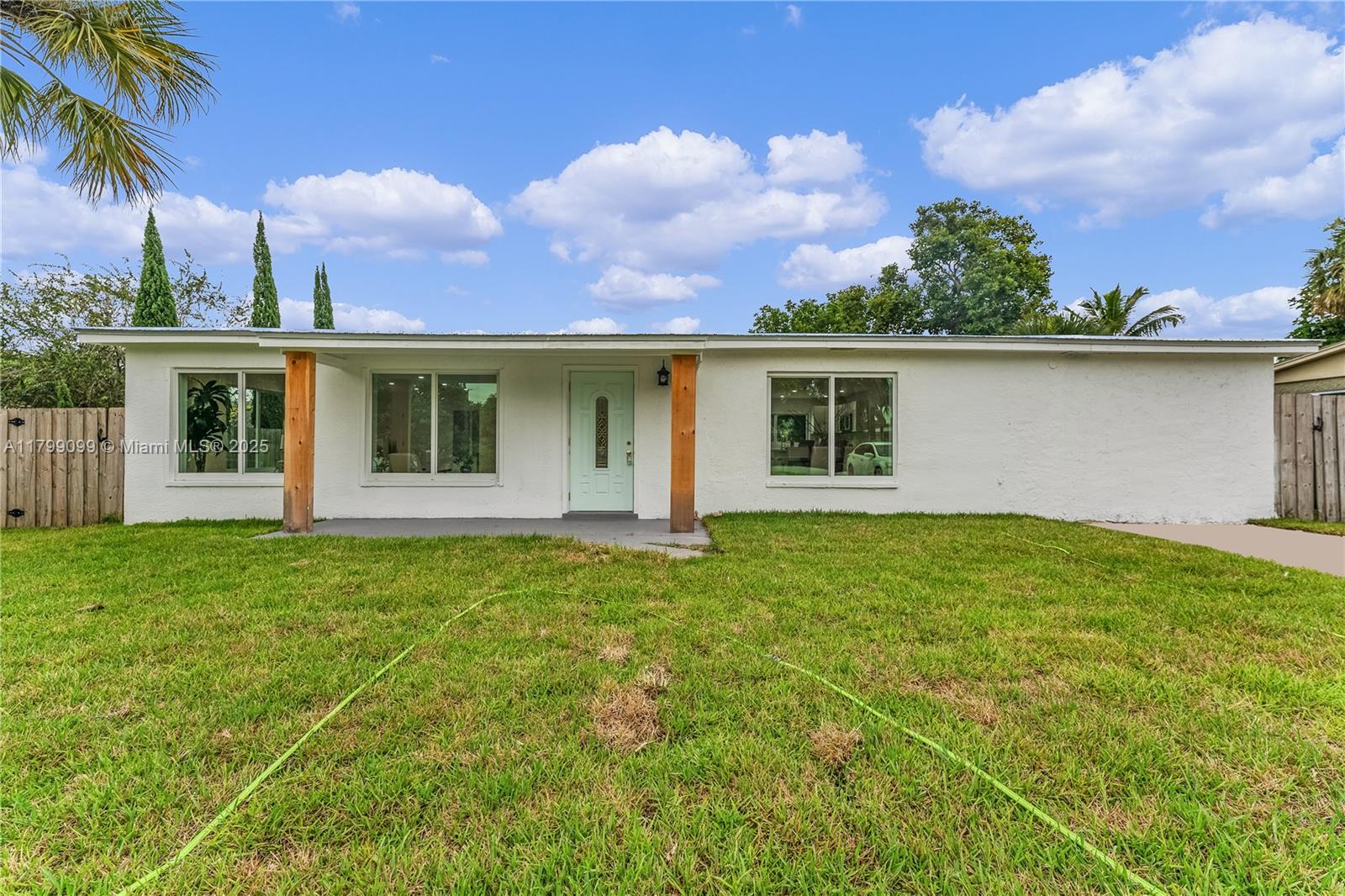 Property photo # 0