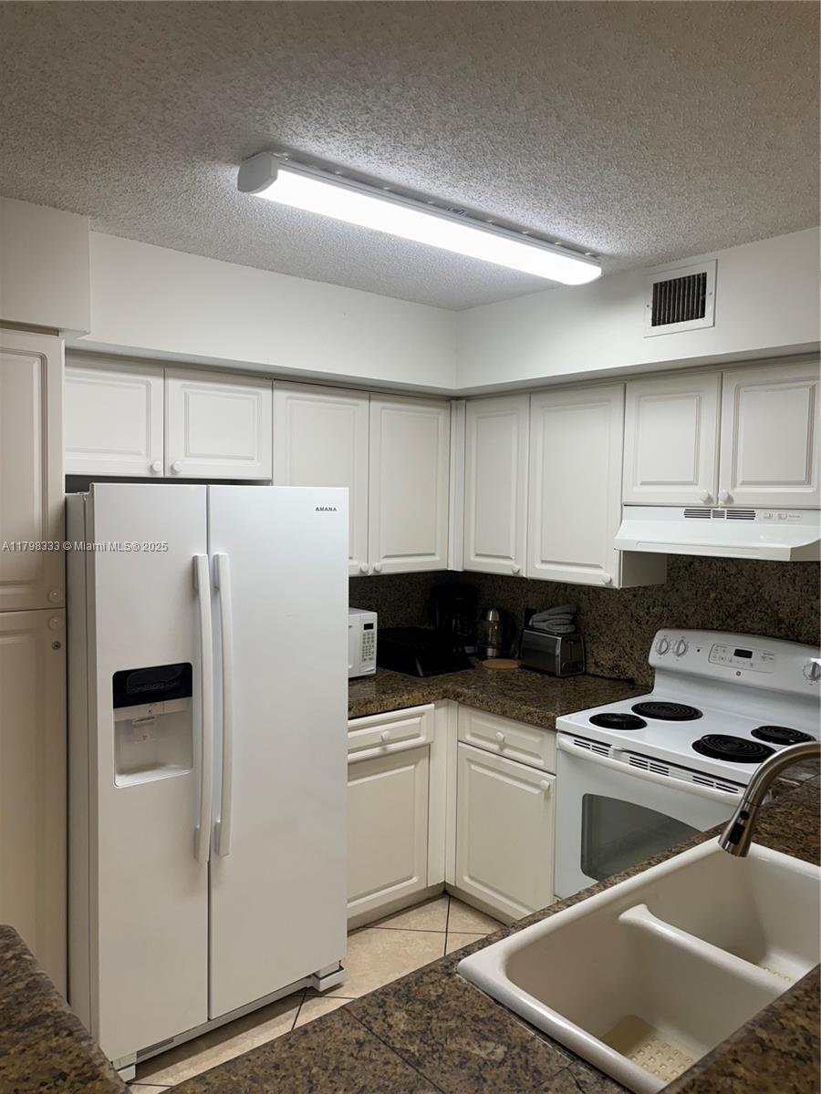19501 E Country Club Dr #9506, Aventura FL 33180