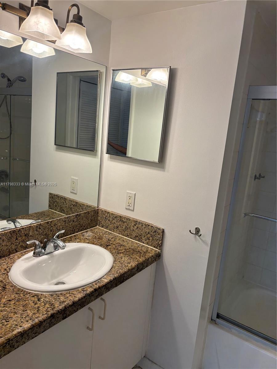 19501 E Country Club Dr #9506, Aventura FL 33180
