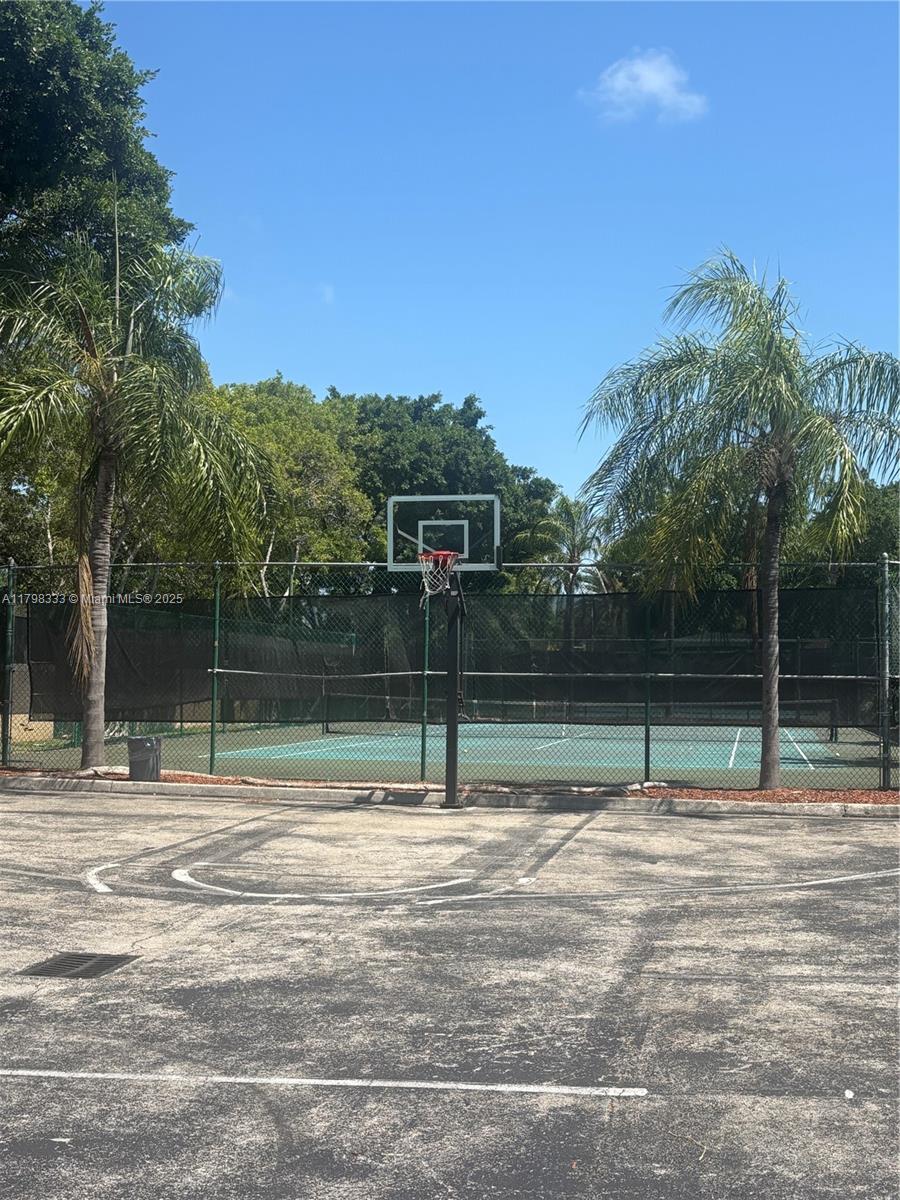 19501 E Country Club Dr #9506, Aventura FL 33180