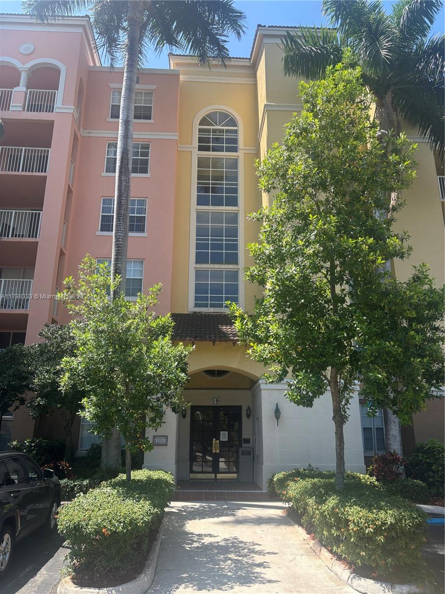 19501 E Country Club Dr #9506, Aventura FL 33180
