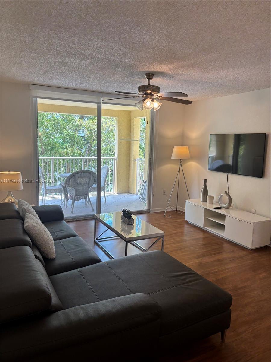 19501 E Country Club Dr #9506, Aventura FL 33180
