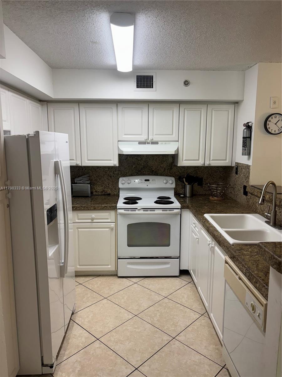 19501 E Country Club Dr #9506, Aventura FL 33180