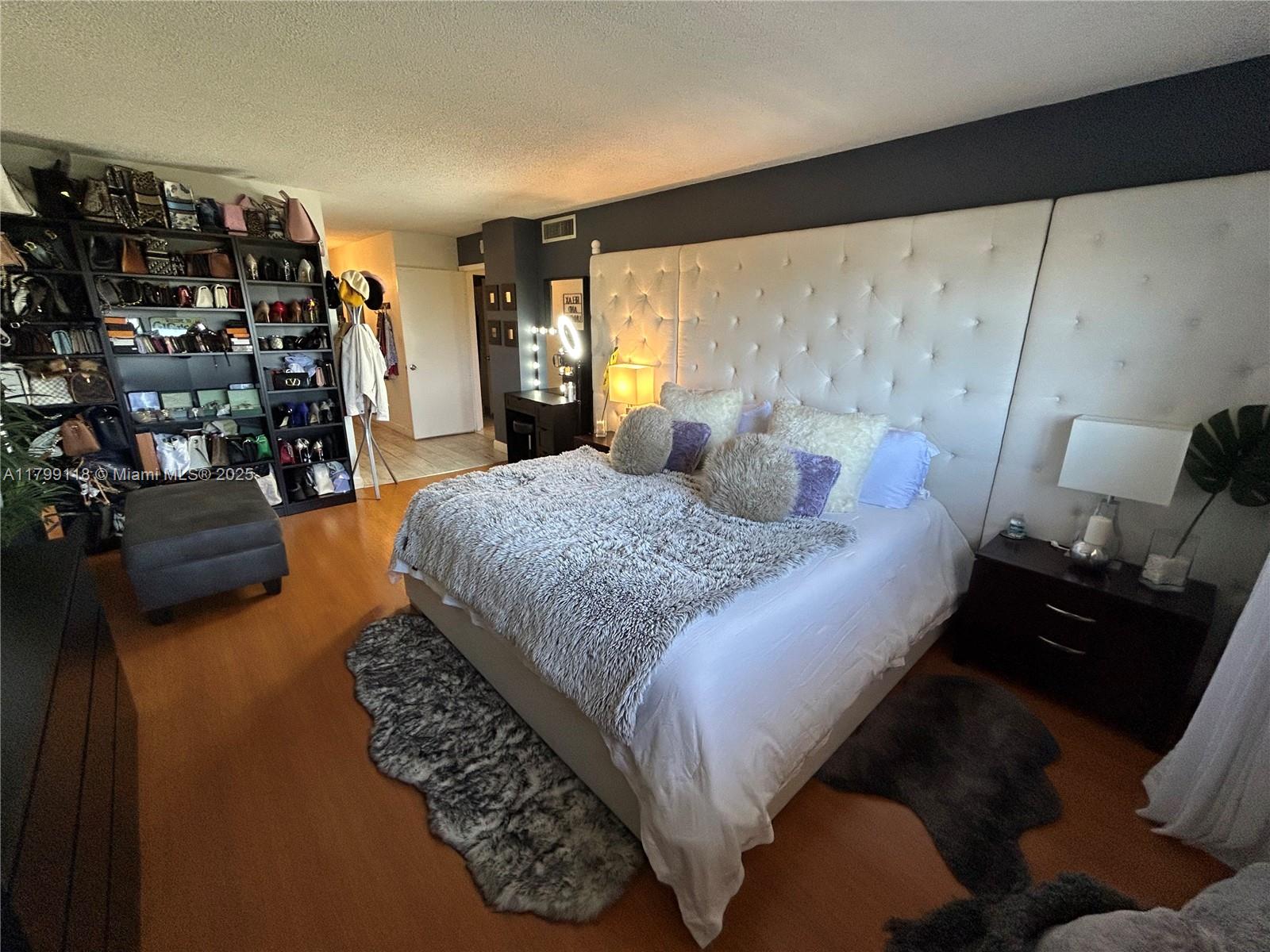 800 NE 195th St #409, Miami, Florida image 26