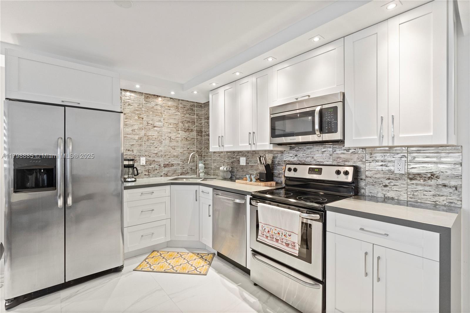 Property photo # 8