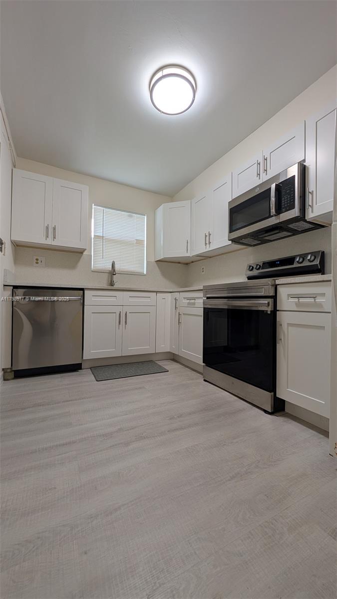 6080 NW 44th St #305, Lauderhill, Florida image 24