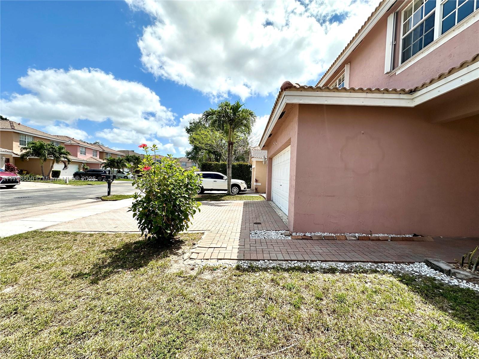 6714 NW 39th Ln, Lauderhill, Florida image 44