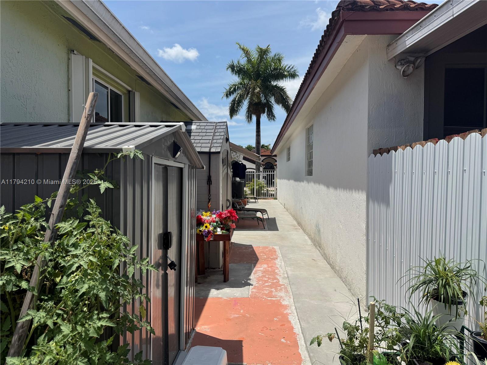 12951 NW 8th St, Miami, Florida image 48