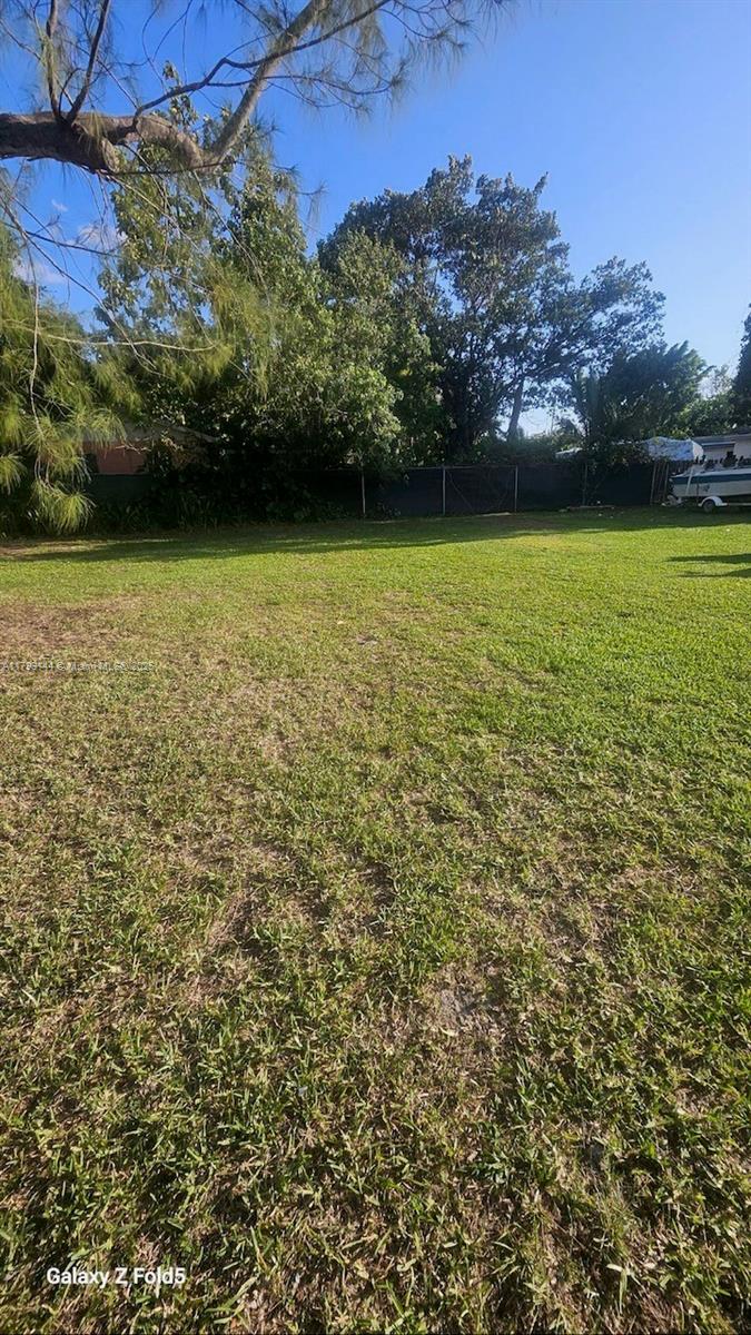 12010 SW 214th Ter, Miami, Florida image 9
