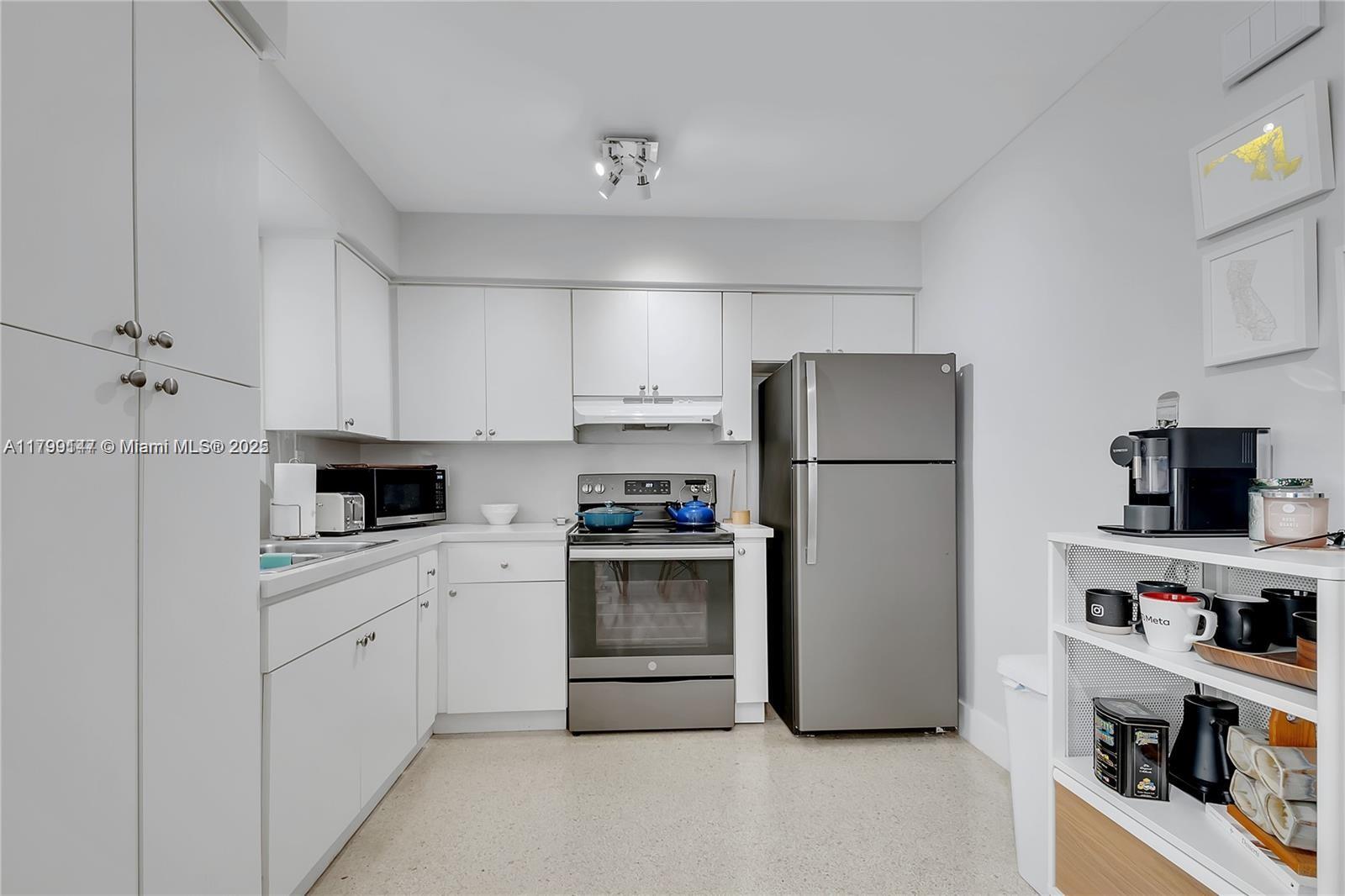 Property photo # 7