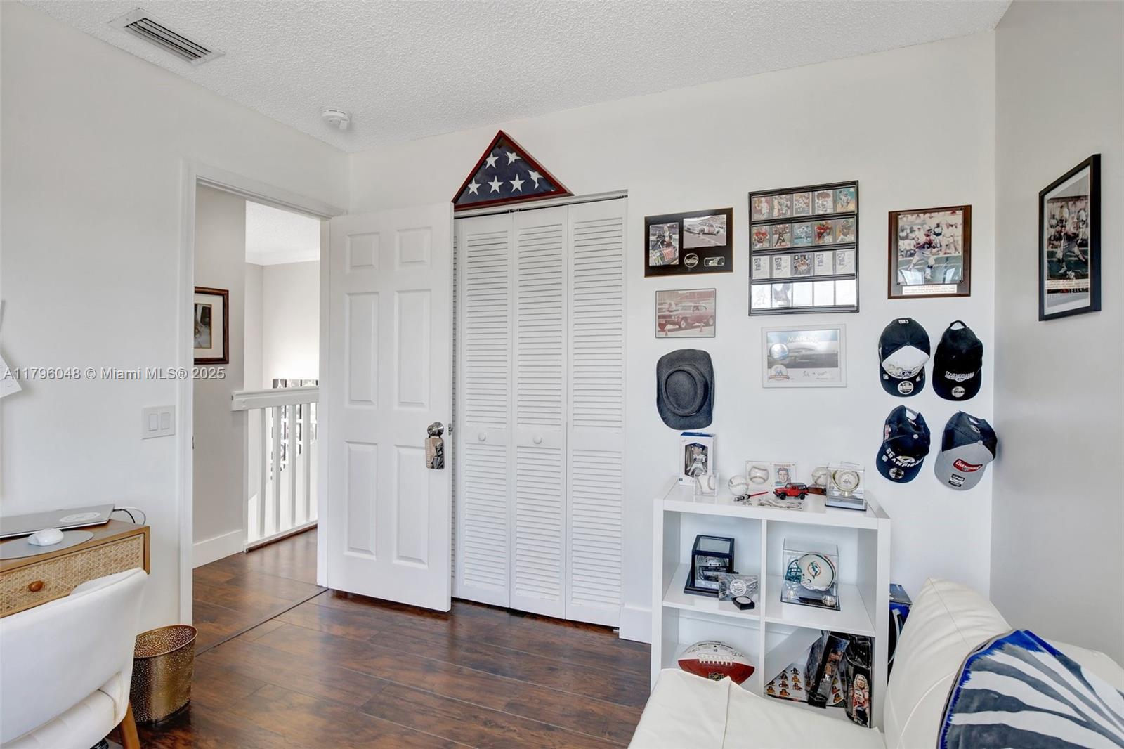 725 Tanglewood Cir, Weston, Florida image 24