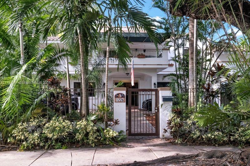 1226 Cordova Street, Coral Gables, Florida image 1
