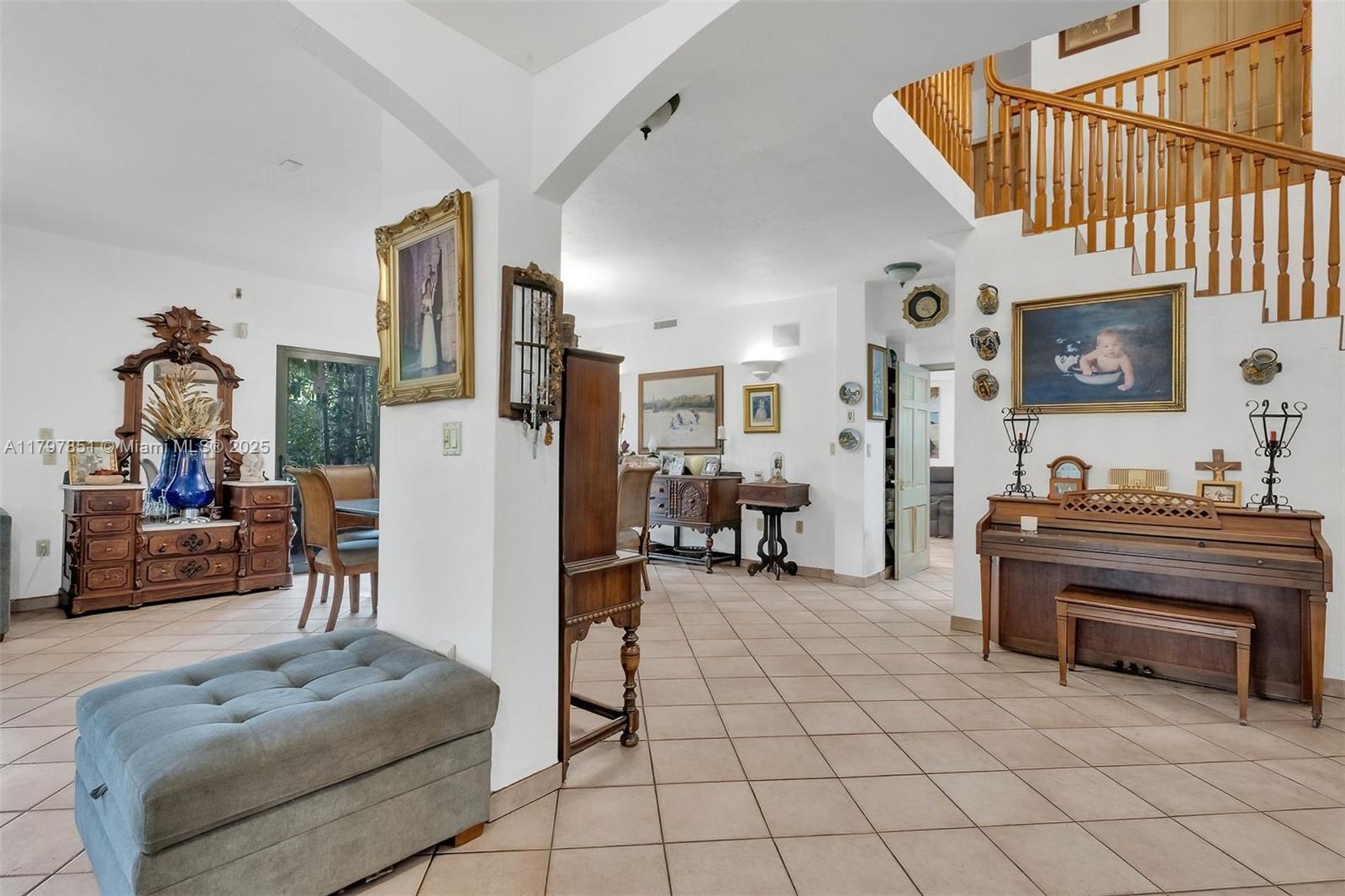 1226 Cordova Street, Coral Gables, Florida image 9