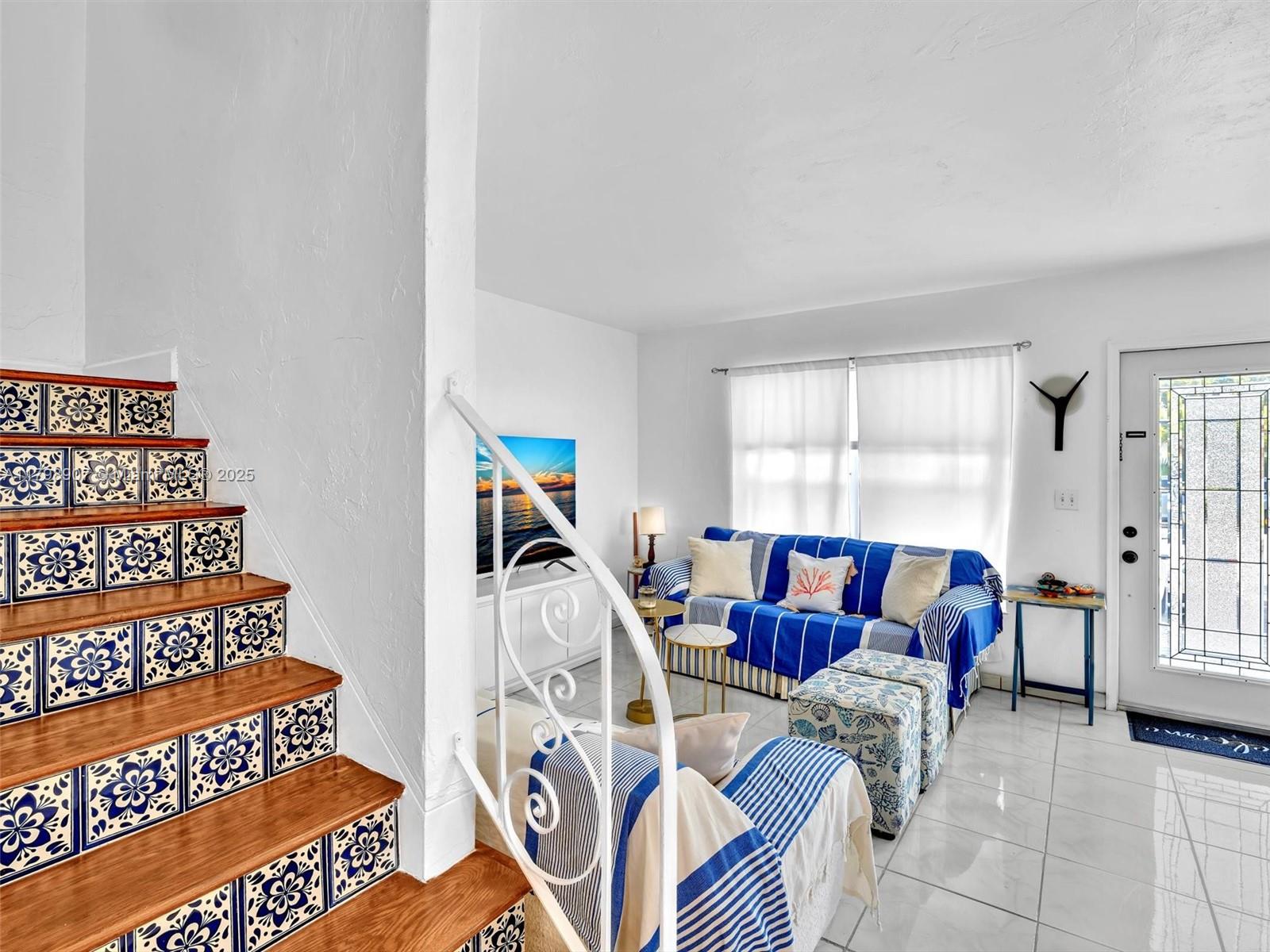 Listing Photo 11