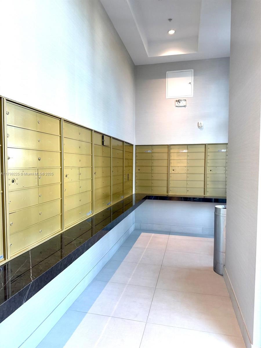 7910 Harbor Island Dr #1105, North Bay Village FL 33141