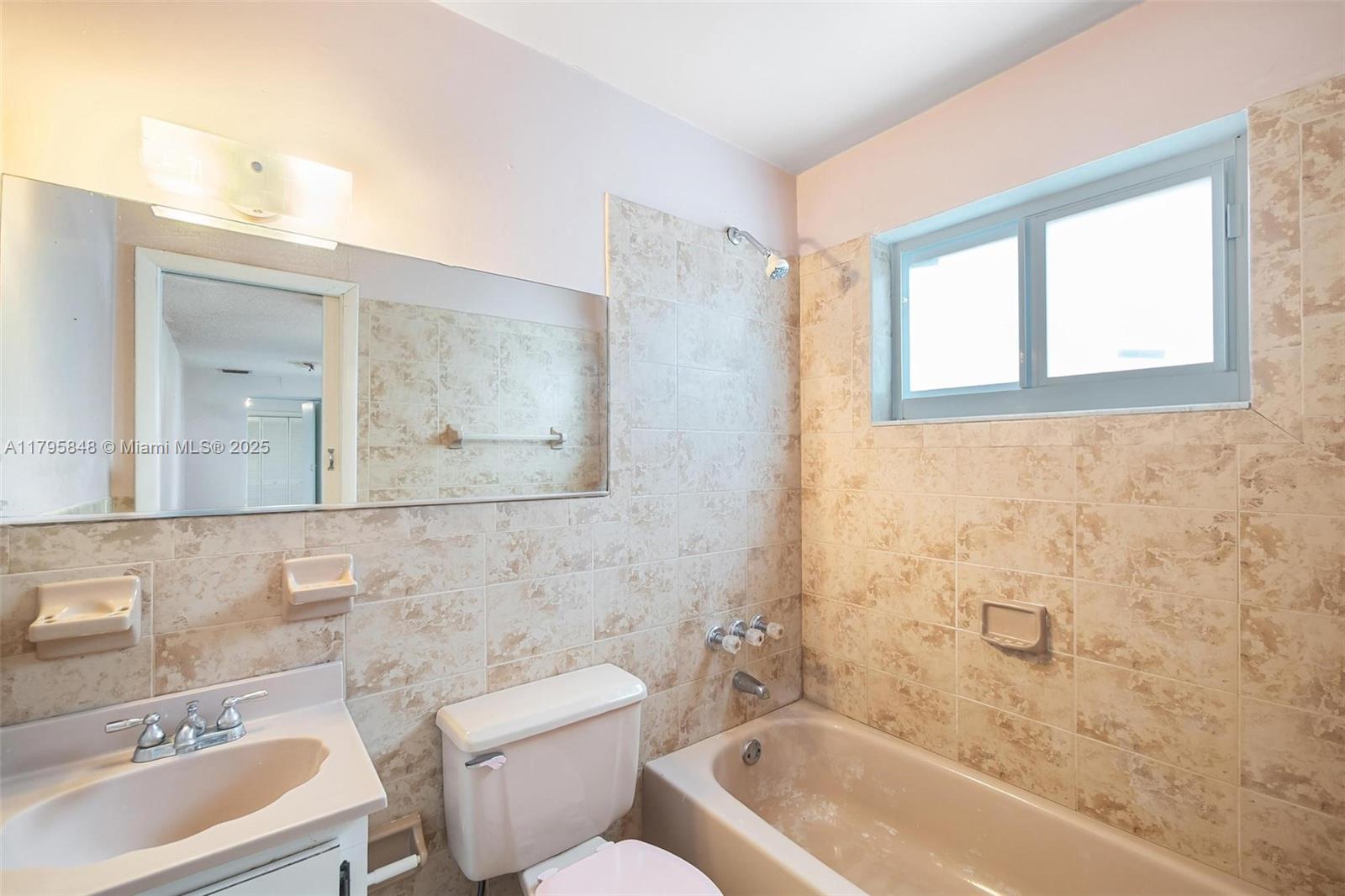 241 NW 46th Ave, Miami, Florida image 25
